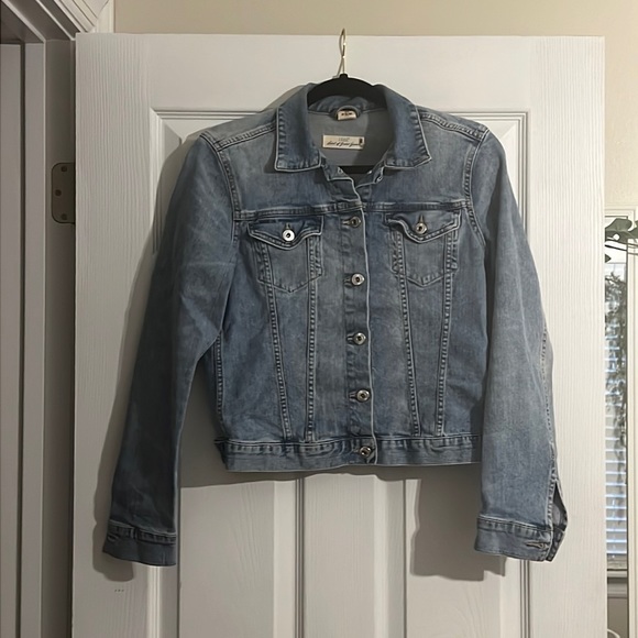 Light denim jacket - Picture 1 of 3
